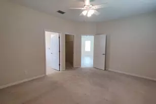 12256 Longview Lake Cir, Bradenton, FL 34211 - Photo 13
