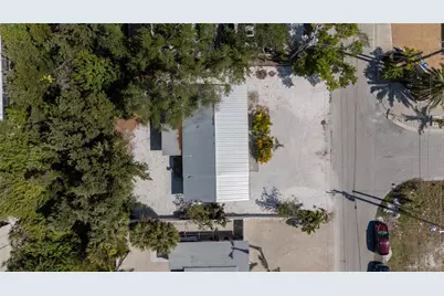 5026 Calle Minorga, Sarasota, FL 34242 - Photo 27