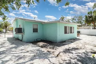 5026 Calle Minorga, Sarasota, FL 34242 - Photo 21