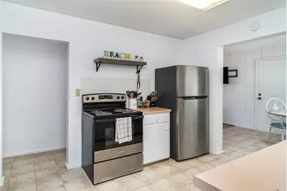5026 Calle Minorga, Sarasota, FL 34242 - Photo 13