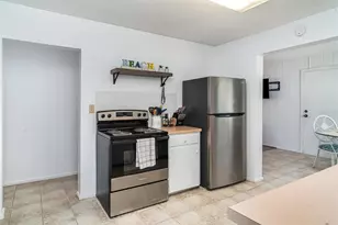5026 Calle Minorga, Sarasota, FL 34242 - Photo 13