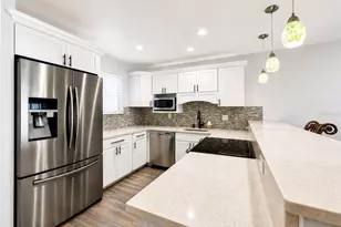 1801 Gulf Dr N, Bradenton Beach, FL 34217 - Photo 13