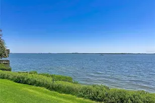 1801 Gulf Dr N, Bradenton Beach, FL 34217 - Photo 9