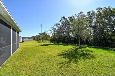 3551 74th Avenue Circle E, Sarasota, FL 34243 - Photo 45