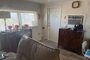 620 49th Ave W, Bradenton, FL 34207 - Photo 5