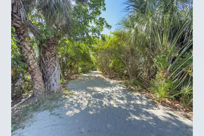 416 Alamanda Road, Anna Maria, FL 34216 - Photo 95