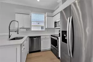 4930 78th St E, Bradenton, FL 34203 - Photo 9