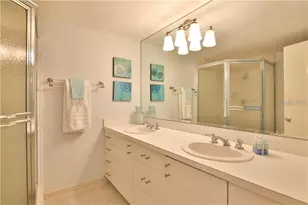 100 Sands Point Rd, Longboat Key, FL 34228 - Photo 19