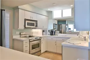 100 Sands Point Rd, Longboat Key, FL 34228 - Photo 13