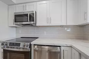 597 Spanish Dr N, Longboat Key, FL 34228 - Photo 7