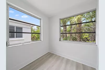 597 Spanish Drive N #12, Longboat Key, FL 34228 - Photo 21