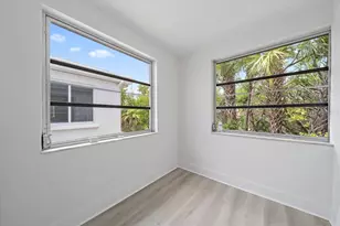 597 Spanish Dr N, Longboat Key, FL 34228 - Photo 21