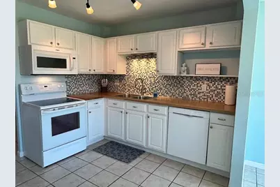 5095 Bay Street NE #111, Saint Petersburg, FL 33703 - Photo 3