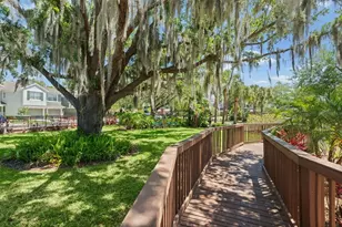 2013 Santa Catalina Ln, Riverview, FL 33578 - Photo 41