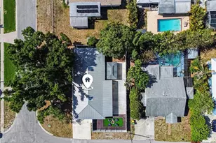704 S Lockwood Ridge Rd, Sarasota, FL 34237 - Photo 49