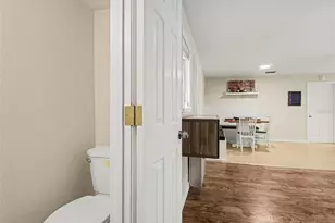 704 S Lockwood Ridge Rd, Sarasota, FL 34237 - Photo 21