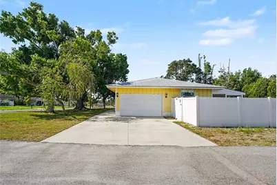 704 S Lockwood Ridge Road, Sarasota, FL 34237 - Photo 39
