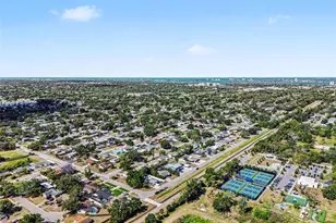 704 S Lockwood Ridge Rd, Sarasota, FL 34237 - Photo 55