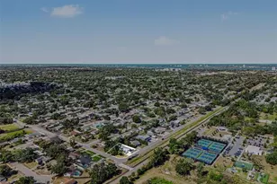704 S Lockwood Ridge Rd, Sarasota, FL 34237 - Photo 53