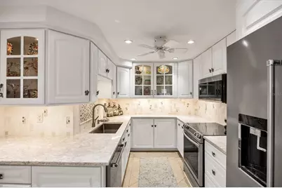 4485 Gulf Of Mexico Drive #804, Longboat Key, FL 34228 - Photo 19