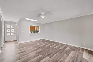 2403 Aspinwall St, Sarasota, FL 34237 - Photo 7