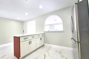 7715 Cherrytree Ln, New Port Richey, FL 34653 - Photo 7