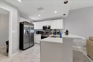 3706 54th Dr W, Bradenton, FL 34210 - Photo 11