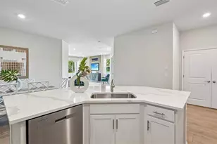 18374 Tavernside Trl, Lakewood Ranch, FL 34211 - Photo 7