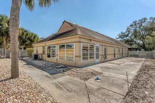 3613 57th Ave Dr W, Bradenton, FL 34210 - Photo 29