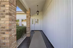 5705 39th St Cir E, Bradenton, FL 34203 - Photo 3