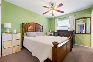 716 22nd St E, Bradenton, FL 34208 - Photo 9