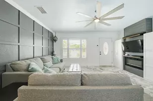 6901 17th Ln N, Saint Petersburg, FL 33702 - Photo 5
