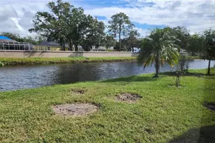 7319 38th Ct E, Sarasota, FL 34243 - Photo 25