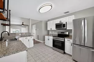 3250 Prescott St N, Saint Petersburg, FL 33713 - Photo 21