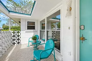 2945 Upper Tangelo Dr, Sarasota, FL 34239 - Photo 5
