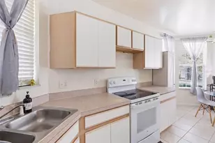 9603 Carlsdale Dr, Riverview, FL 33578 - Photo 3