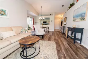 5674 Sheffield Greene Cir, Sarasota, FL 34235 - Photo 5