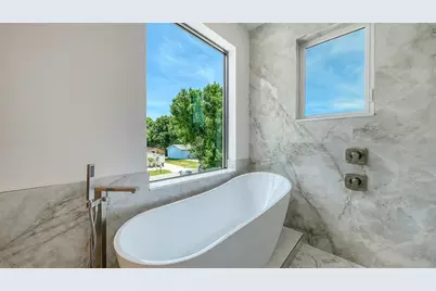 2225 Florinda Street, Sarasota, FL 34231 - Photo 39