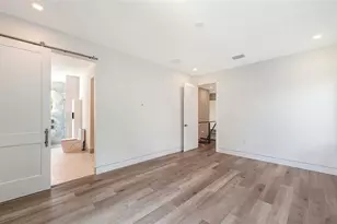 2225 Florinda St, Sarasota, FL 34231 - Photo 31
