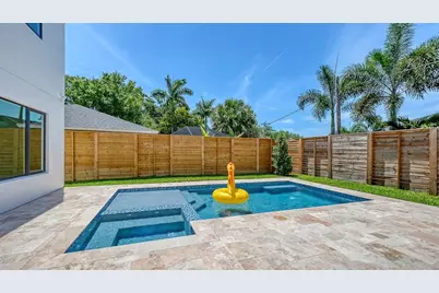 2225 Florinda Street, Sarasota, FL 34231 - Photo 51