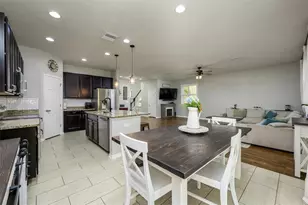 32698 Windelstraw Dr, Wesley Chapel, FL 33545 - Photo 9