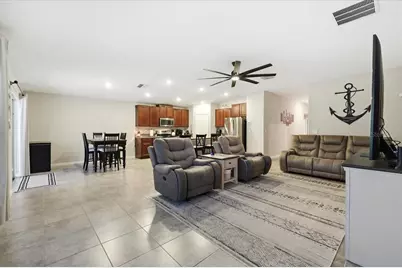 936 Zone Tailed Hawk Place, Ruskin, FL 33570 - Photo 9