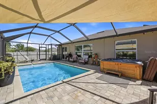 936 Zone Tailed Hawk Pl, Ruskin, FL 33570 - Photo 31