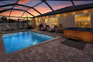 936 Zone Tailed Hawk Pl, Ruskin, FL 33570 - Photo 3