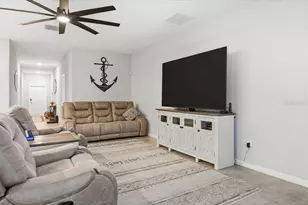 936 Zone Tailed Hawk Pl, Ruskin, FL 33570 - Photo 5