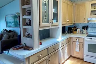 152 Shady Ln, Palmetto, FL 34221 - Photo 9