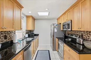 1129 Riviera St, Venice, FL 34285 - Photo 13