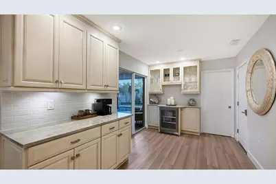 7137 Westmoreland Drive, Sarasota, FL 34243 - Photo 29