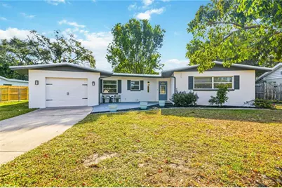 530 Saint Andrews Drive, Sarasota, FL 34243 - Photo 1