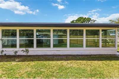 530 Saint Andrews Drive, Sarasota, FL 34243 - Photo 37